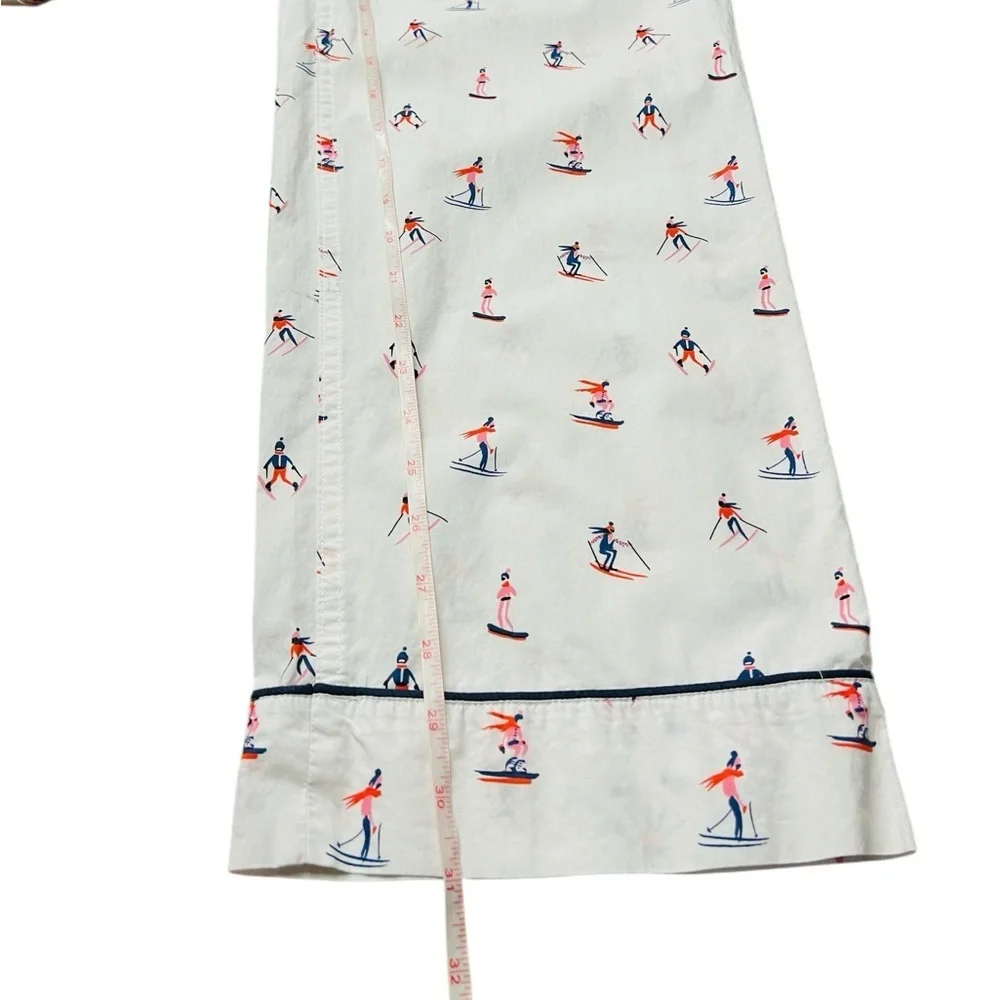J. Crew White Pajama Shirt with Red and Blue Skier Print Men’s Size Medium
